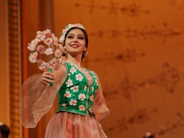 Ансамбль узбекского национального танца «Бахор»