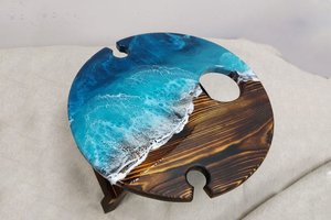 Сервировочный столик в технике Rezin Art. Море
