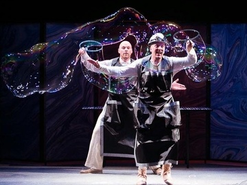 Испанский театр мыльных пузырей CLINC (Порт-Авентура)