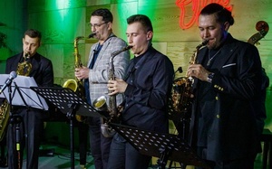 Джаз, фанк и фьюжн — Crazy Sax