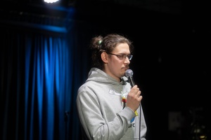 Антилото с комиками