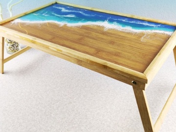 Столик для завтрака. Море