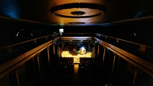 Орган при свечах