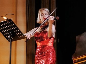 Неоклассика при свечах: Людовико Эйнауди