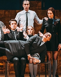 Доходное место