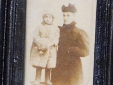 Интерактивная игра «Игра в кругу семьи: психологически комфортный способ восстановления истории семьи на основе устных рассказов»