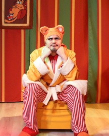 Кот в молоке