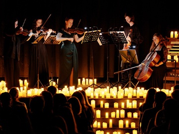 Времена года Вивальди в сиянии свечей