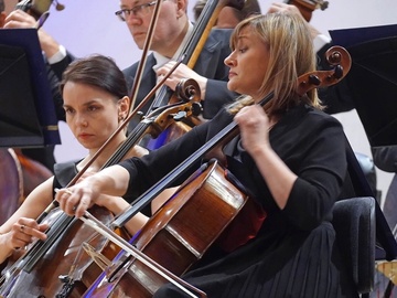 В Голливуд с Большим оркестром