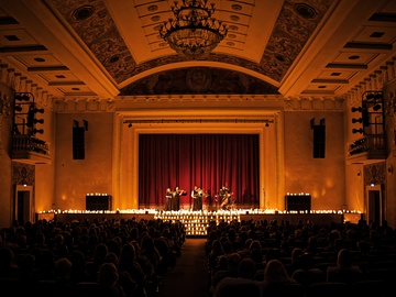 Шедевры мировой киномузыки при свечах