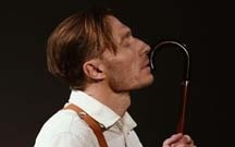 Владимир Маяковский: "Послушайте"