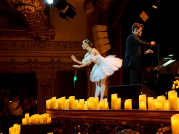 Волшебный свет Рождества. Lumisfera и 3000 свечей