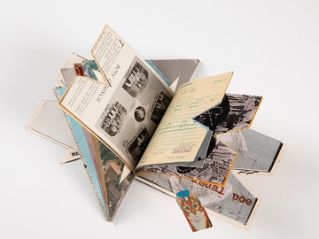 Кураторская экскурсия по выставке «Неформат. Современная книга художника»