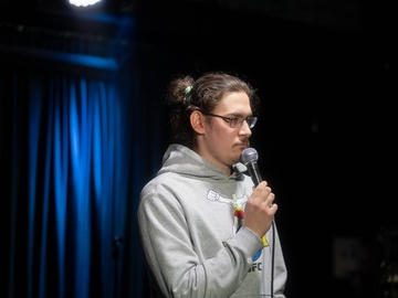 Антилото с комиками