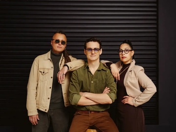 Cozy Ghost Trio и оркестр «Модерн»