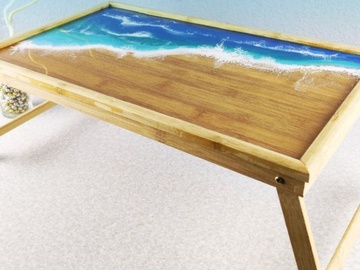 Столик для завтрака. Море