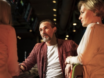 Лицом к лицу