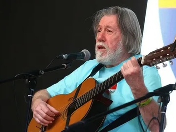 Павел Бочарников. Мне успеть бы сказать...