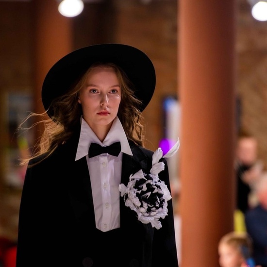 Неделя моды. 24 сезон. Ledies