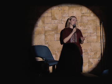 Чуть лучше, чем открытый микрофон