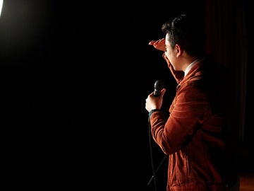 Больно смотреть