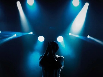 Музыкальный марафон: 5 групп на сцене