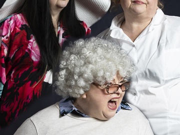 Осторожно! Женщины!