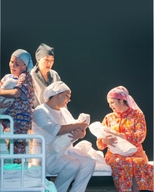 Спектакль «Детки-матери»