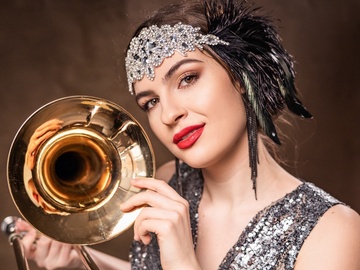 Уральский духовой оркестр и Anastasia Jazzy. В джазе только девушки