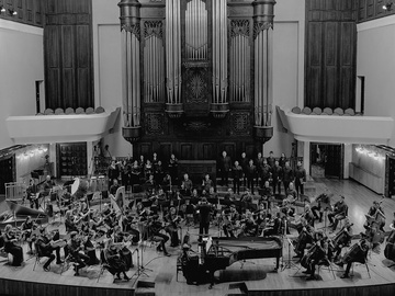 Оркестр CAGMO. Симфония МТВ при свечах