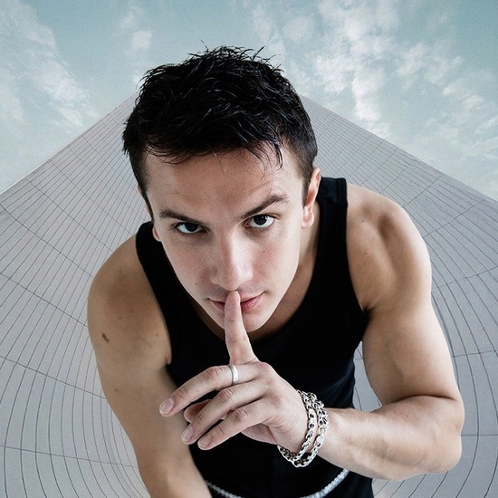 NЮ. Юрий Николаенко