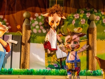 Поросёнок Плюх