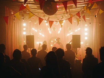 Izhevski — Warehouse Backyard