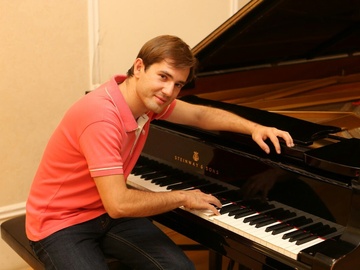 Абонемент № 35. Фортепианная галерея Владислава Чепиноги