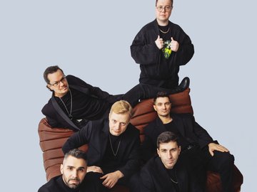 True Men Show