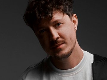 Mainstream One. Нарисуй любовь