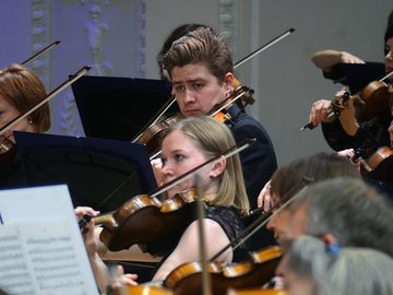 Молодежный оркестр и Евгений Михайлов. Посвящение Чайковскому